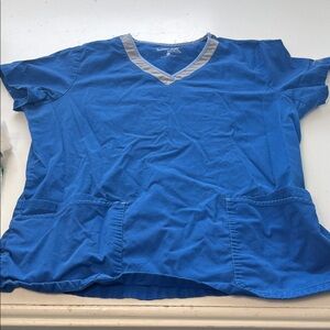 Butter-soft Large Stretch Blue Short Sleeve V Neck Double Pocket Scrub Top